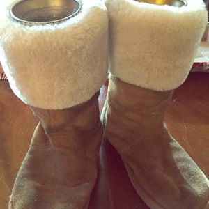 Uggs boots girls size 5 used
